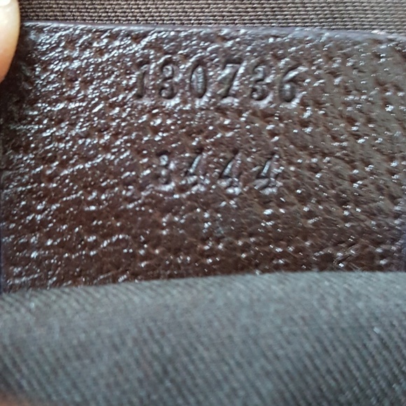 *FINAL SALE*Authentic Gucci Canvas Handbag - Picture 4 of 8